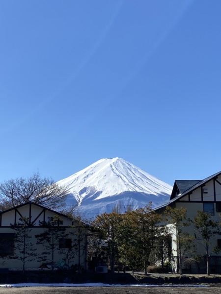 別荘から望む雄大な富士山